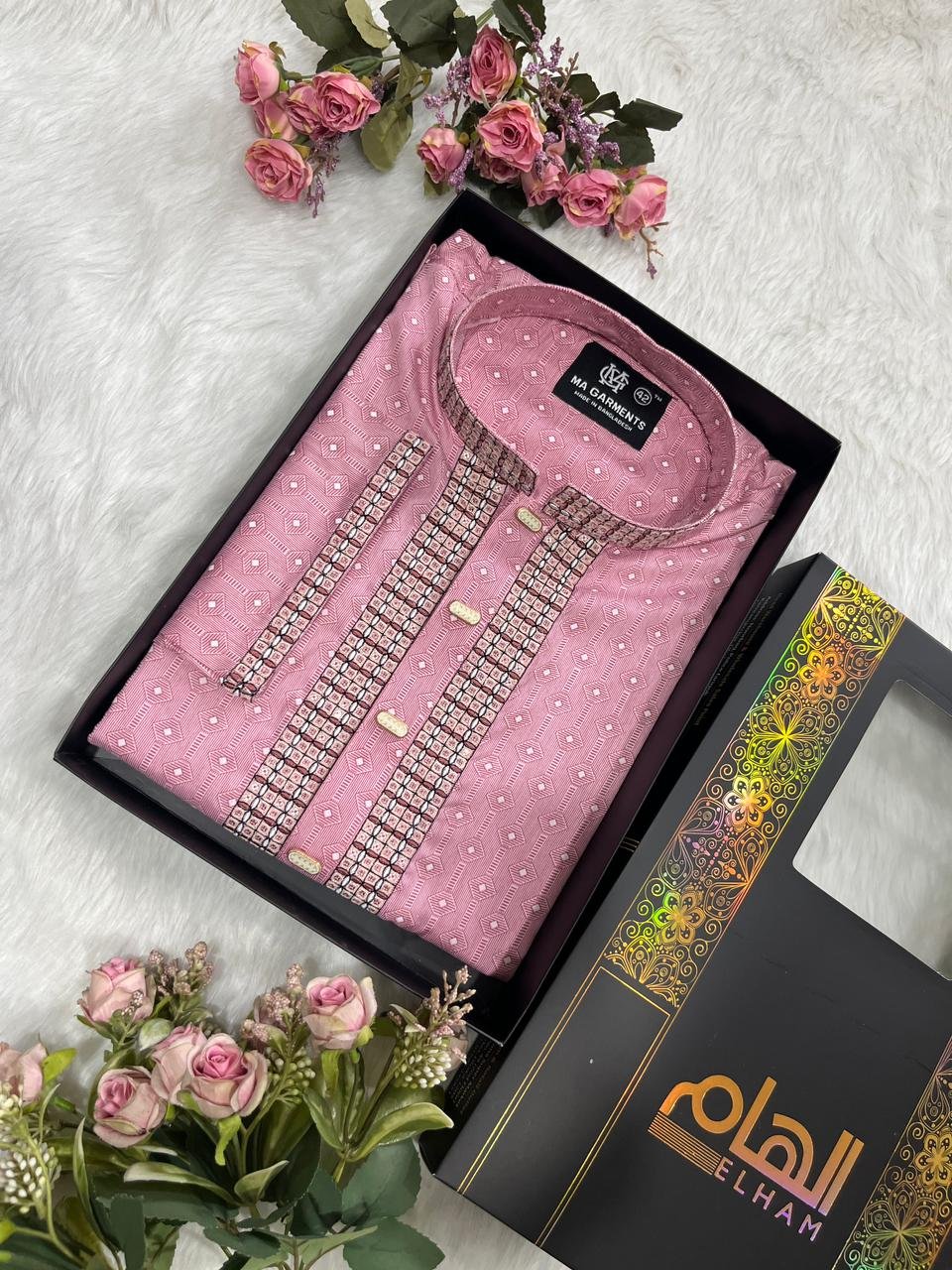 ডিজিটাল প্রিন্টেড সিকুয়েন্স এমব্রয়ডারি পাঞ্জাবি